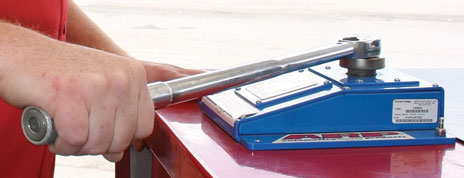 Torque Wrench Accuracy Testing and Calibration Torque Wrench Testing